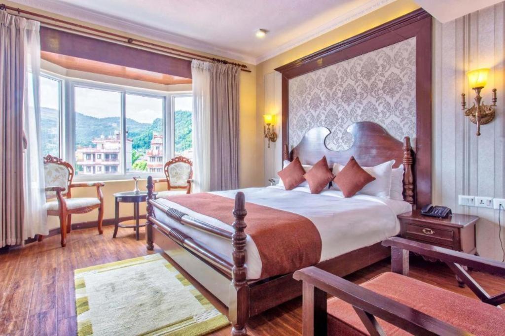 Da Yatra Courtyard Hotel & Resort Pokhara Extérieur photo