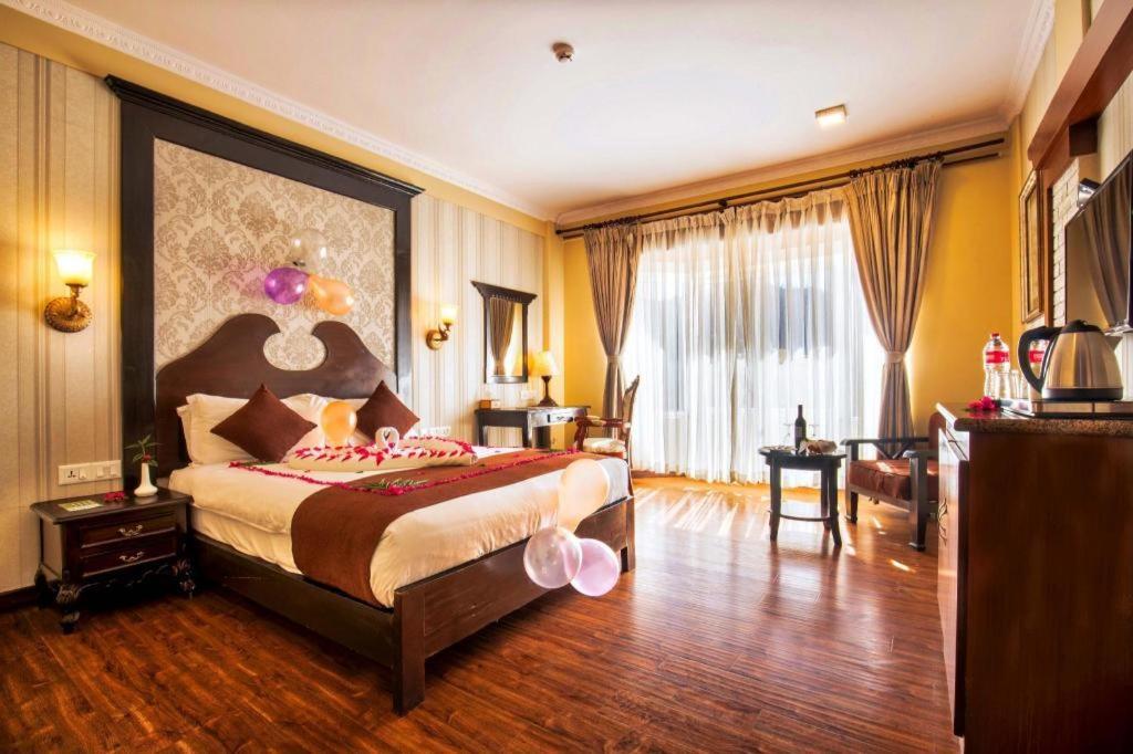 Da Yatra Courtyard Hotel & Resort Pokhara Extérieur photo